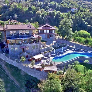  Lodge Vila Leonard Albanië